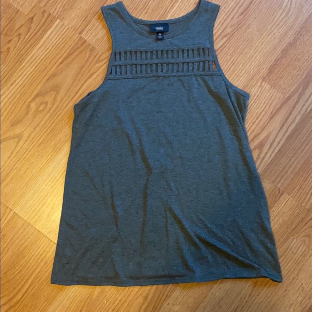Women’s tank top